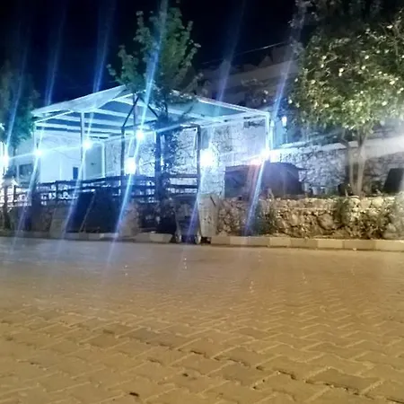 Ali Baba אכסניה *